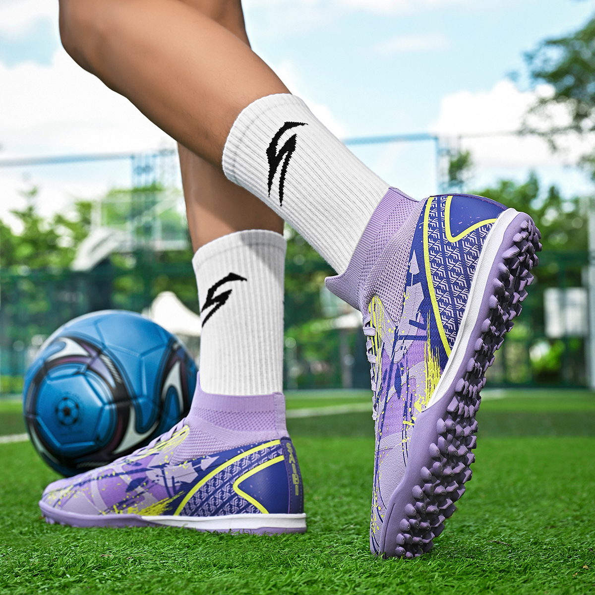 Men Shoes Must Have - Men's sports fashionable football shoes TF