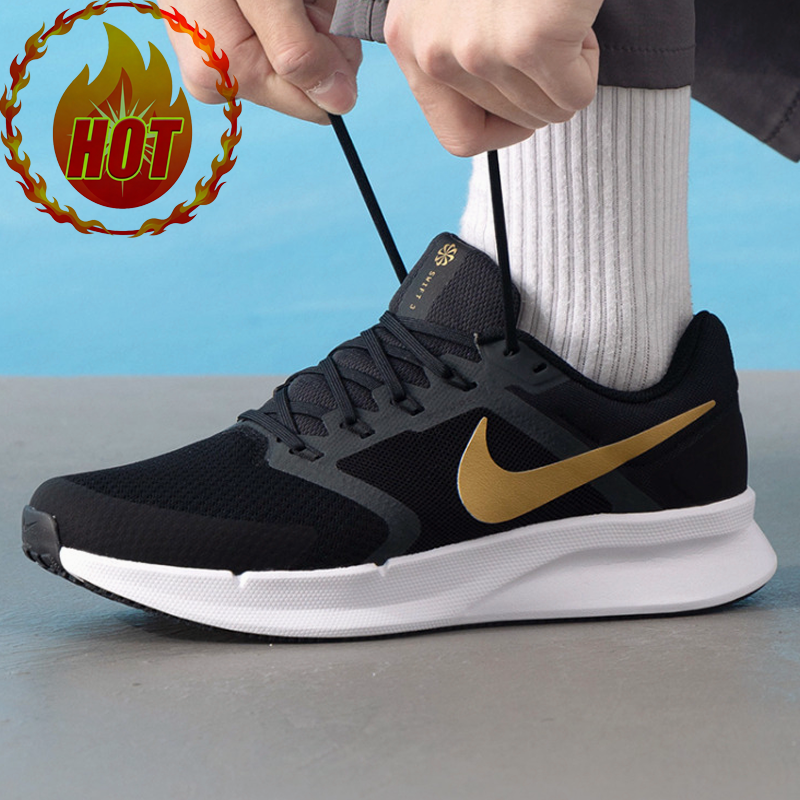 Nike Men’s Run Swift 3 Low-Top - Men'S Shoes Nike Black 评论和价格